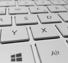 teclado de ordenador portátil